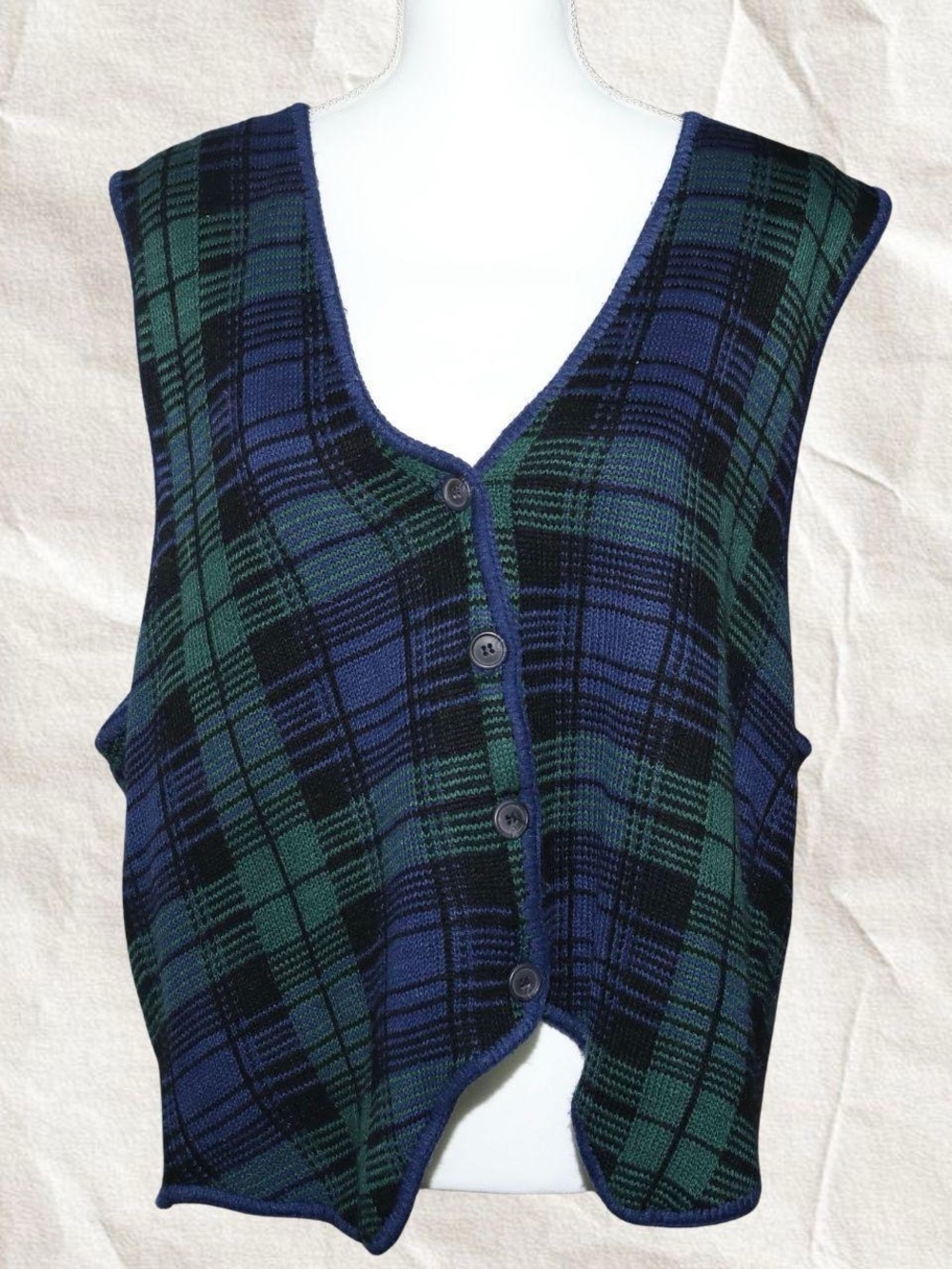 Plaid Knit Button-Up Vest in Navy and Forest Green